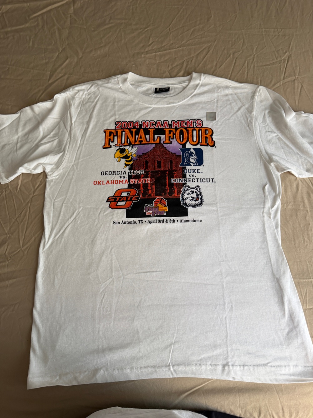 2004 NCAA Men’s Final Four Graphic Tee - White